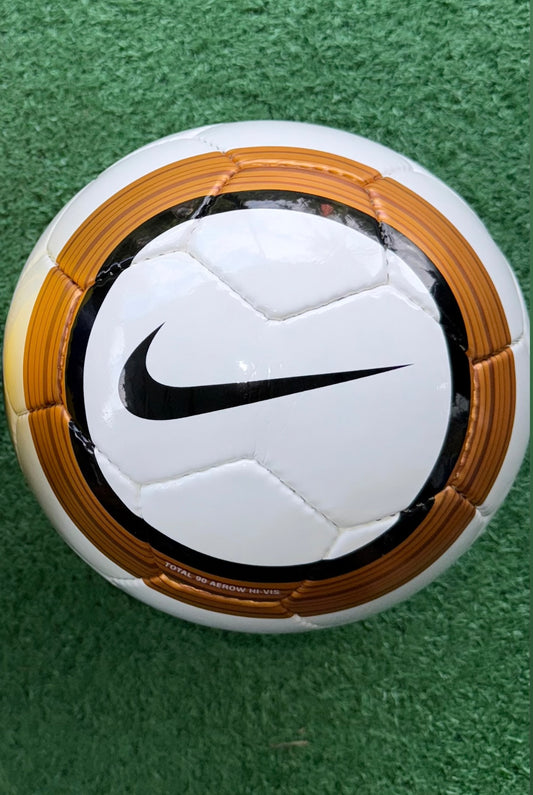 ⚽️ Nike Total 90 Aerow – Copa América 2004 - Official Match Ball Replica