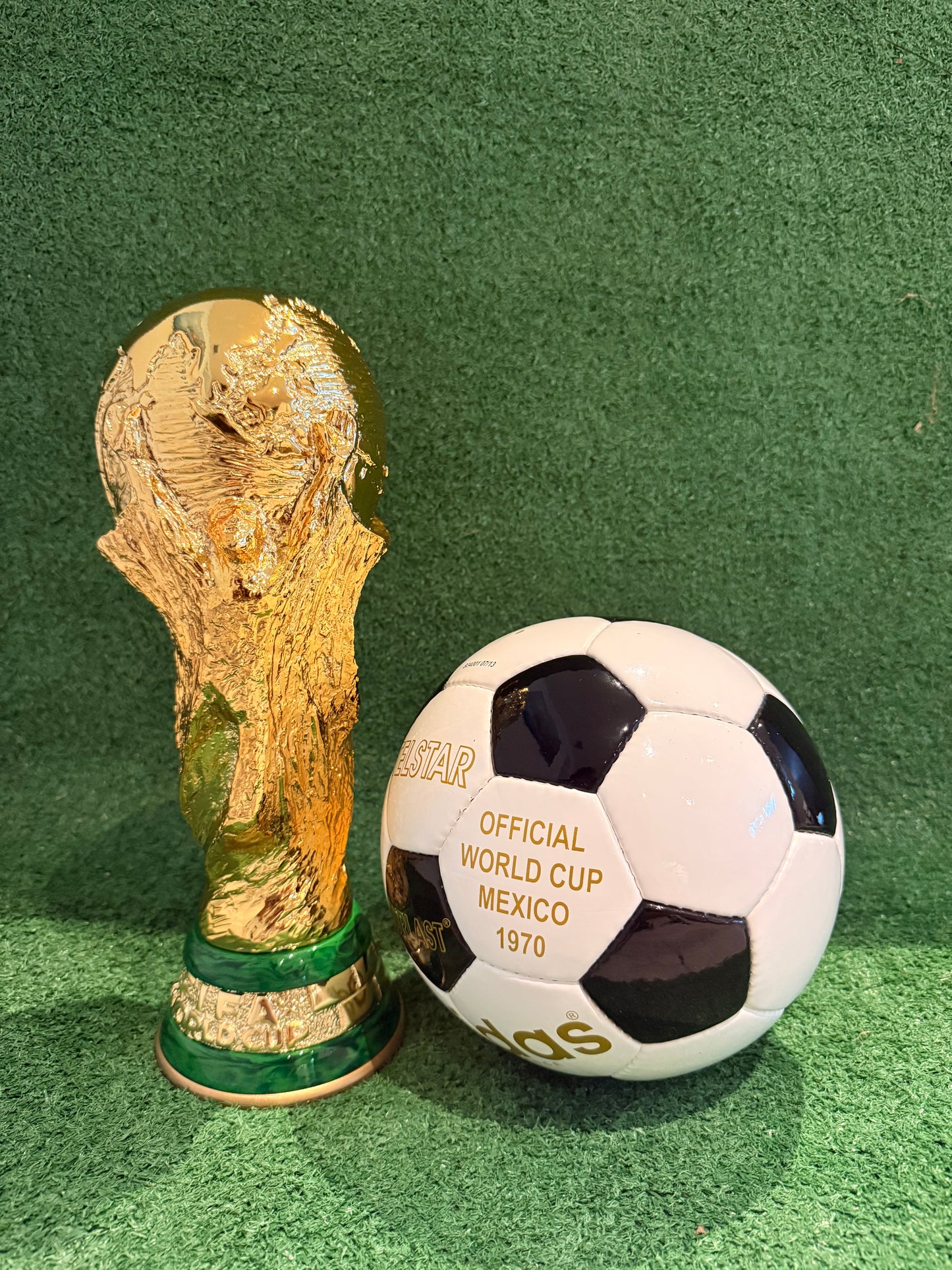 🇲🇽 Adidas Telstar FIFA World Cup Mexico 1970 Soccer Ball – Official Match Replica
