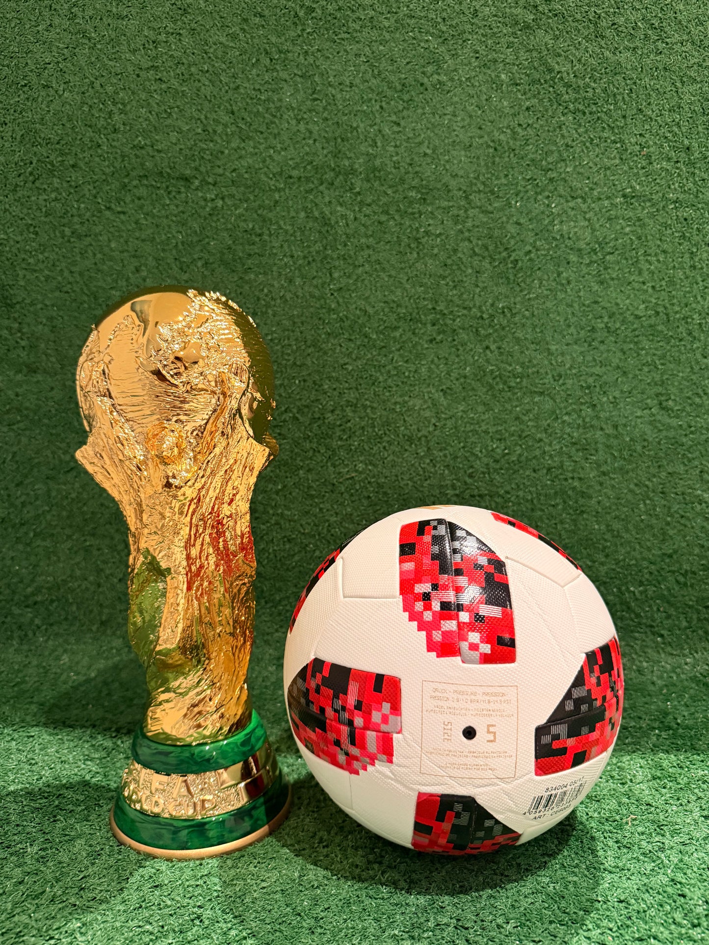 🇷🇺 Adidas Telstar Mechta – Official Match Ball World Cup Russia 2018 - Replica
