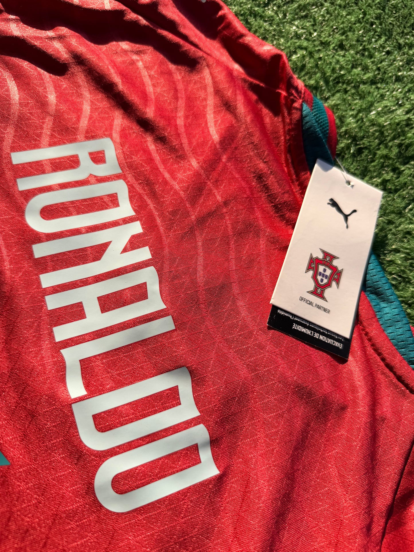 Camiseta Portugal #7 Cristiano Ronaldo – Versión Jugador Mundial 2026 (Ajuste Slim – Se recomienda pedir una talla más)