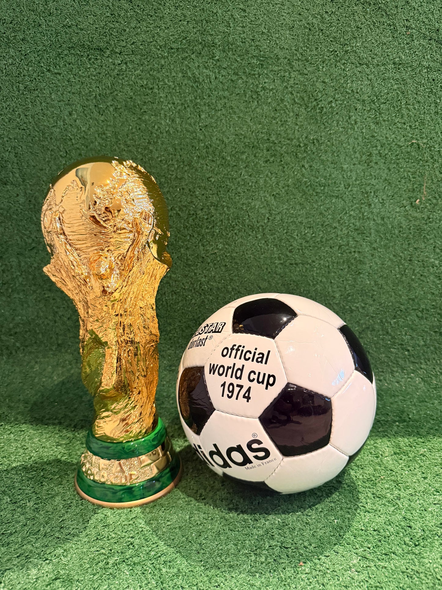 🇩🇪 Adidas Telstar Copa Mundial de la FIFA Alemania 1974 – Réplica Oficial del Balón de Partido